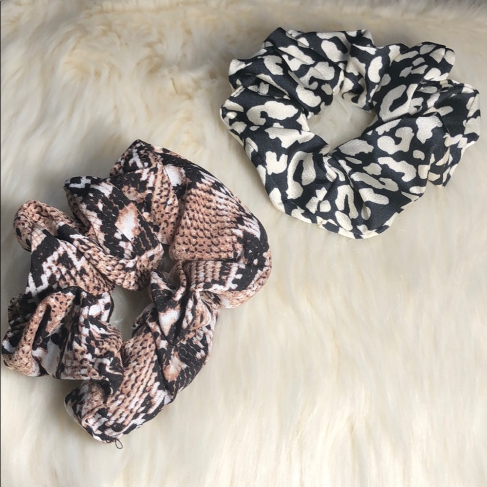 Silk scrunchies